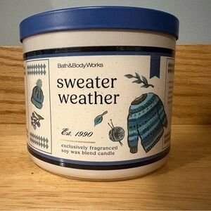 Bath & Body Works Sweater Weather Candle